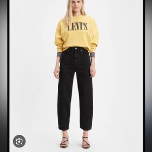 Levi's Women Washed Black Hi Waisted  Balloon Leg Jambe Ballon Jeans